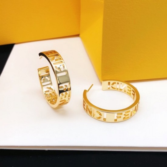 Always sold out at the end of the year Earrings 2023SS FENDI Fendi Always sold out at the end of the year Earrings 2023SS FENDI Fendi